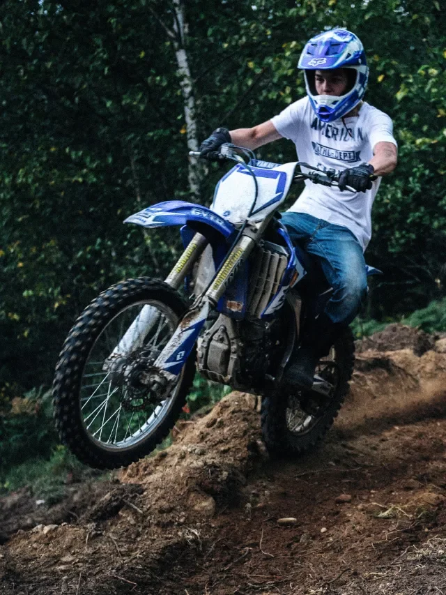 Dirt Bike Smoking: 7 Reasons With Solution (Explained)